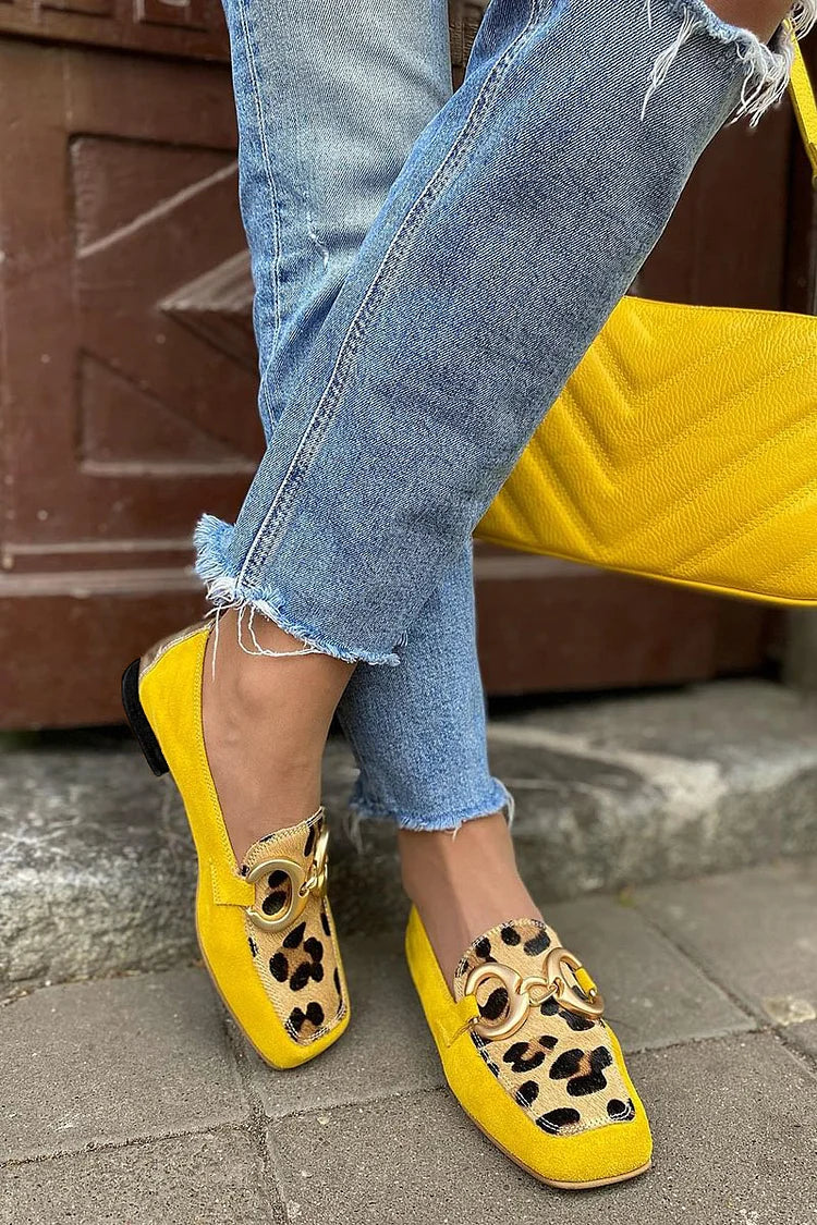 Mocasines con estampado animal Ana Milagros