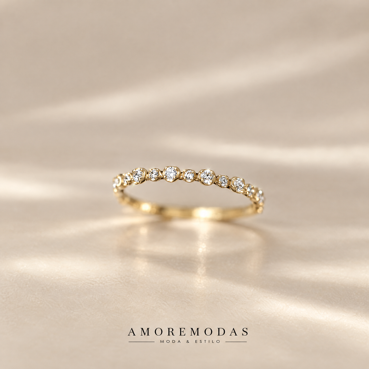 Anillo geométrico de plata 925 con circonitas AMOREMODAS