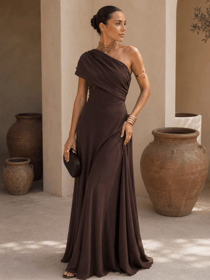 Vestido estilo Toledo en marrón Adriana