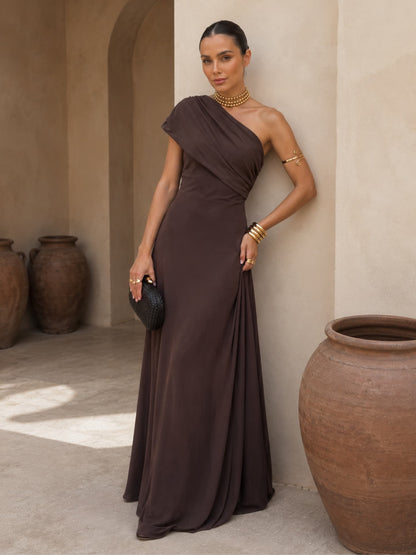 Vestido estilo Toledo en marrón Adriana