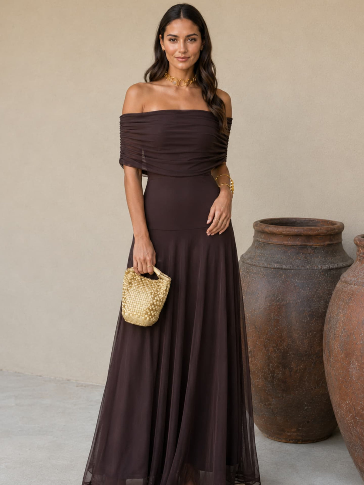 Vestido estilo Toledo en marrón Adriana