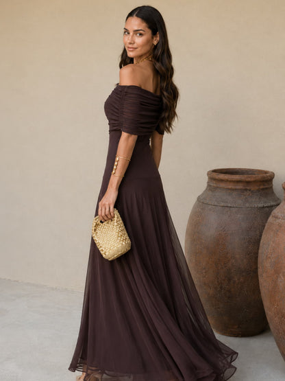 Vestido estilo Toledo en marrón Adriana